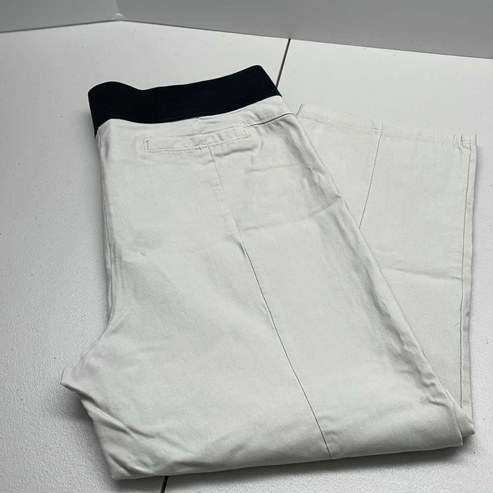Simply Vera Vera Wang Cream Capri Pants mid-rise pull-on stretch Size L - Picture 5 of 5